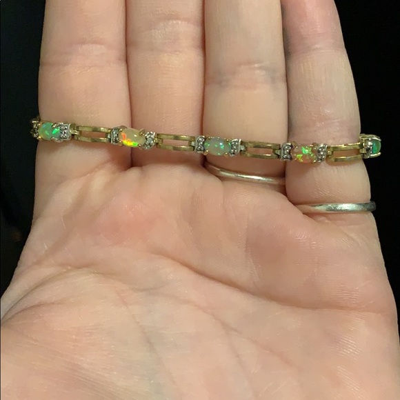 Jewelry - Picture 7 of 8